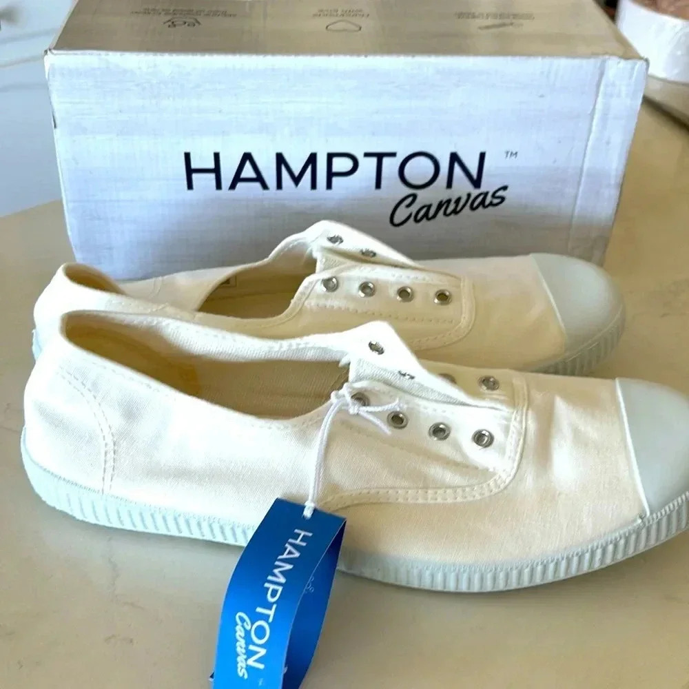 ASO Kate Middleton - Hampton Canvas White Shoe - runs big -